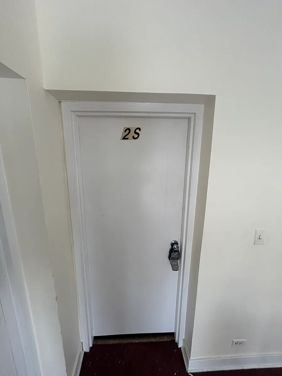 Building Photo - 1359 Saint Johns Ave #2S