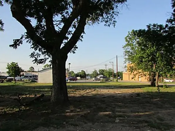 207 Main St, Roanoke, TX 76262