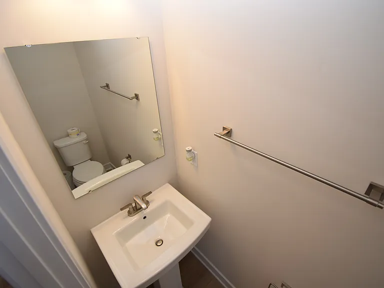 4810 Chastain Ave — Photo 13