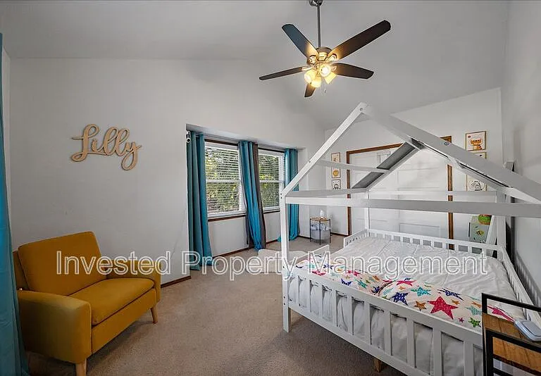 7291 Palisade Dr — Photo 24