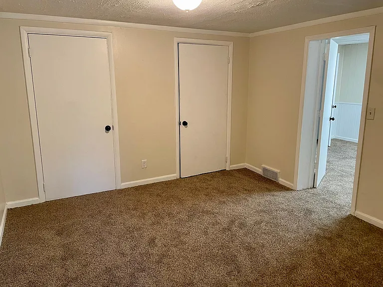 341 Wunderlich Ave #A — Photo 8