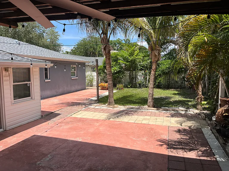 6924 Buhrley Ter N — Photo 13