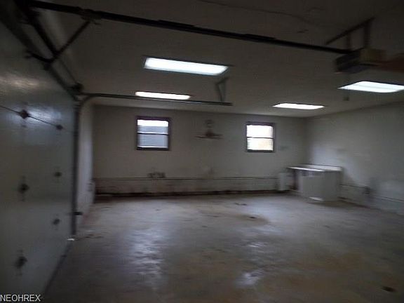 3rd image of 3788 S Schenley Ave