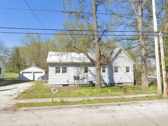 702 Brown St, Alton, IL 62002 | Zillow