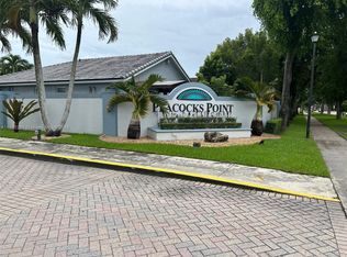 9920 SW 166th Ct, Miami, FL 33196