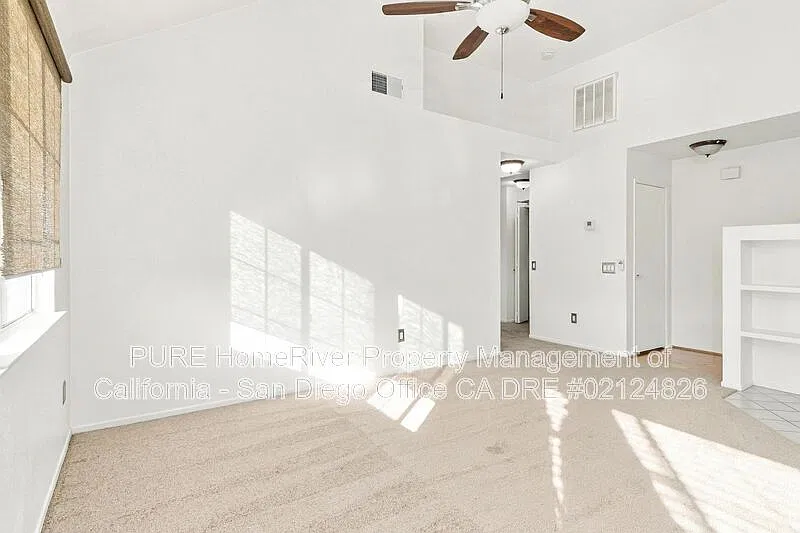 2 bed, 1.0 bath, 913 sqft, $2,495 — Photo 3