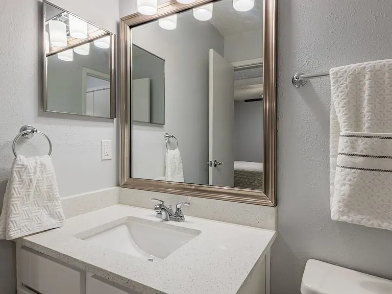 Lakebridge Townhomes — Photo 15