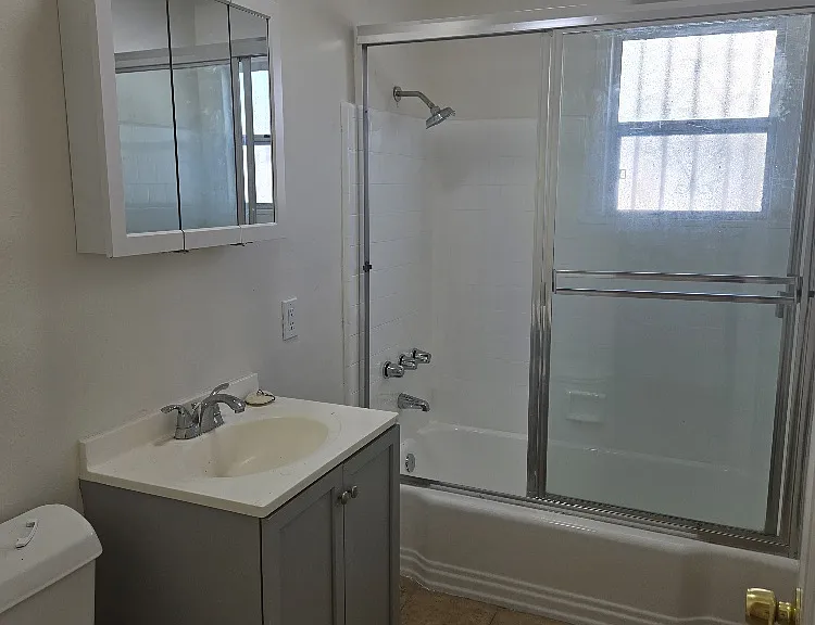 913 N Cedar St #1 — Photo 7