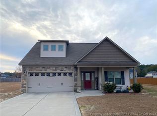 811 Banquette Ln, Fayetteville, NC 28312