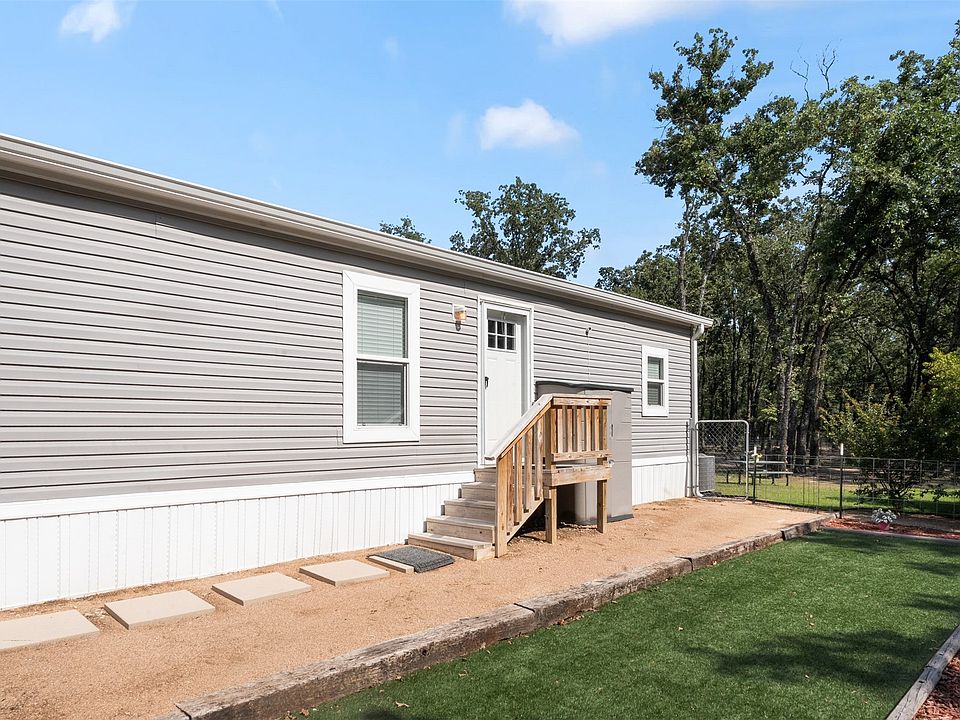 1st image of 229 Forest Lane Dr #B