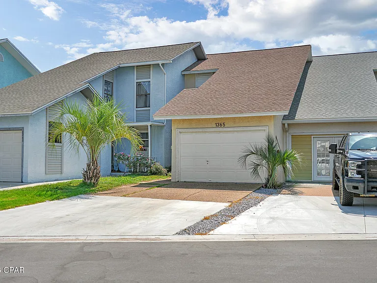 1365 Capri Dr — Photo 60