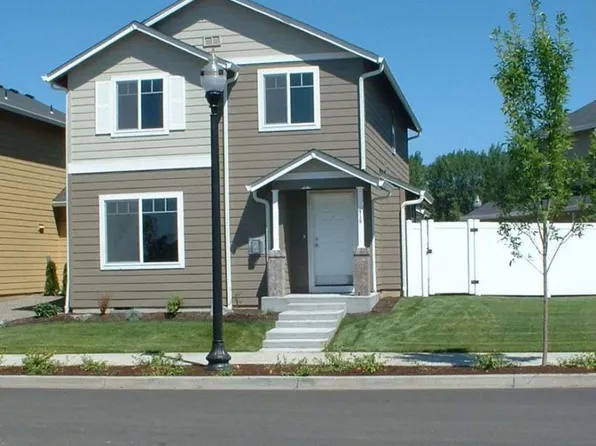 1418 SE Rasmussen Blvd, Battle Ground, WA 98604