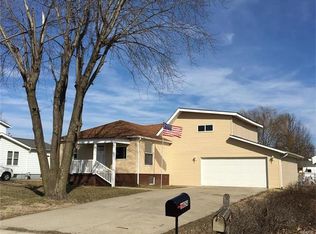 1424 Columbia Rd, Dupo, IL 62239