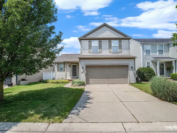 10140 Fieldway Trl, Holly, MI 48442