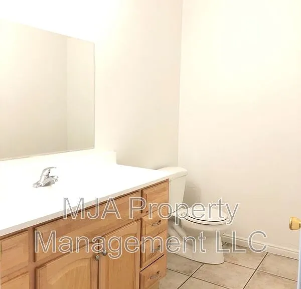 2574 W Robin Rd #2576 — Photo 9