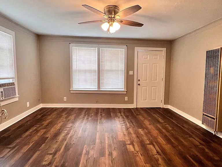 2615 Colquit Rd — Photo 3