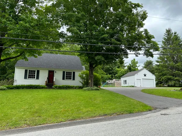 140 High Holborn Street, Gardiner, ME 04345
