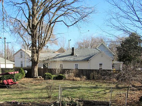 yard on the east side - 306 W Vine in background