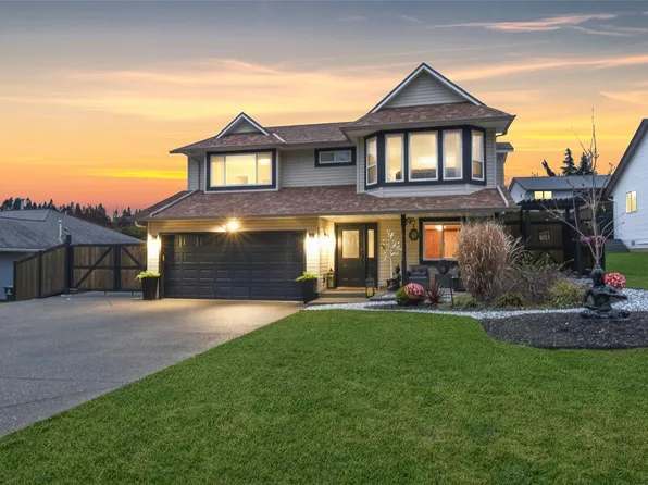 1866 Hawk Dr, Courtenay, BC V9N 8Y8