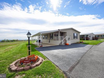 258 James Way, York, PA, 17406