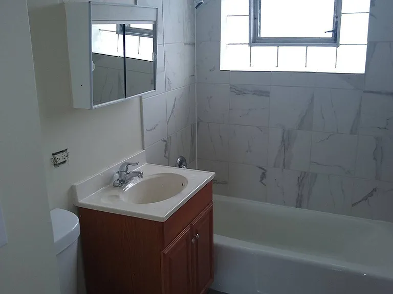 9955-57 S Cicero Ave — Photo 14