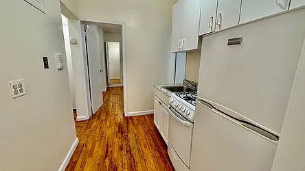 Rented by HOLTON REAL ESTATE INC.