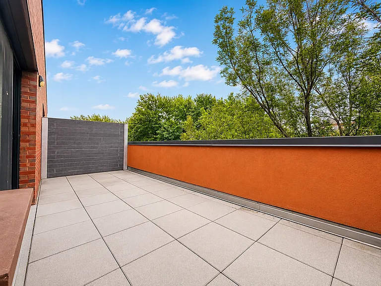 83 Bushwick Pl #4C — Photo 1