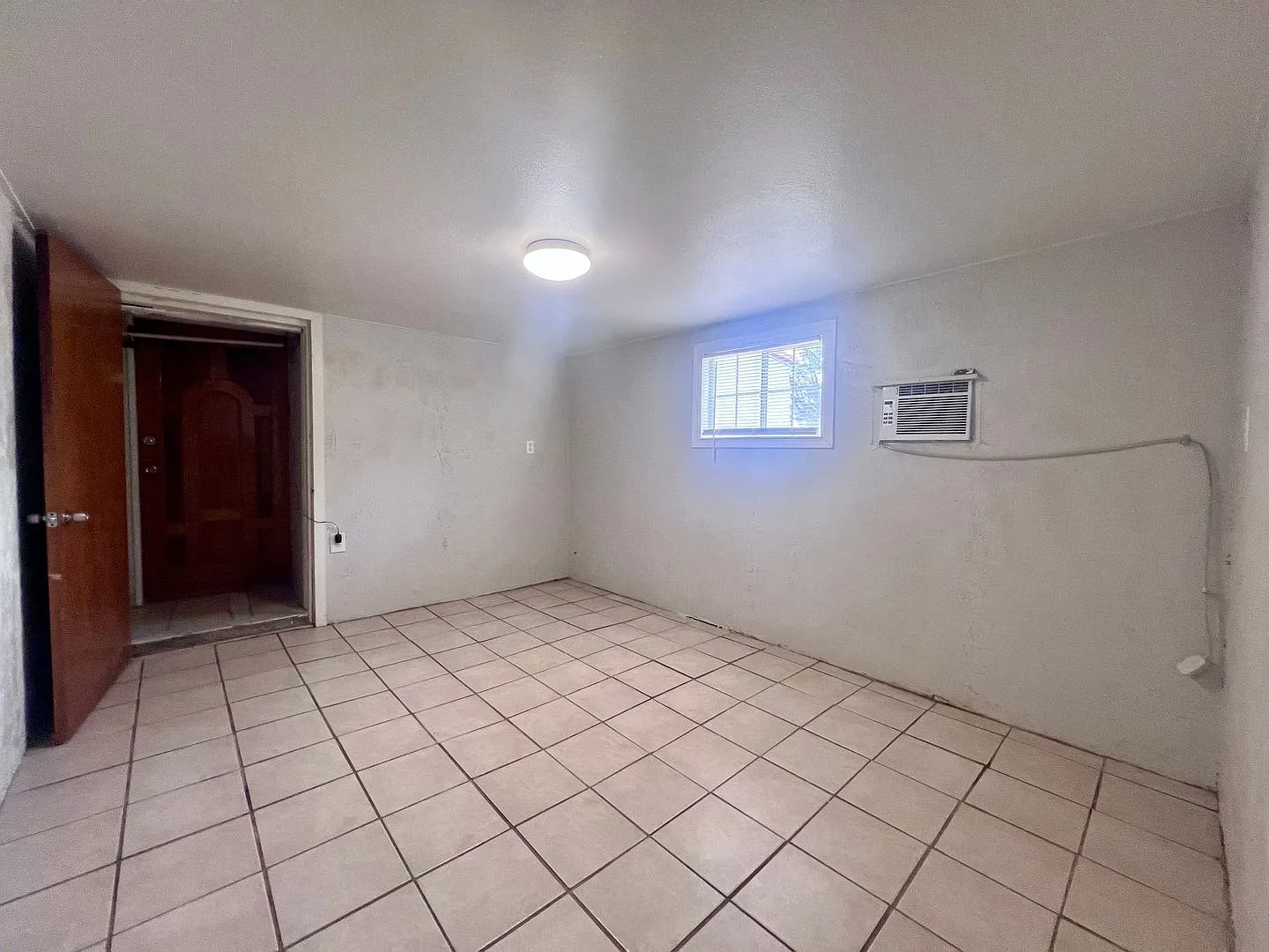 PM2 - 515 Southwest 6th Street — Photo 4