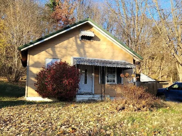 1021 Sugar Grove Rd, Lancaster, OH 43130