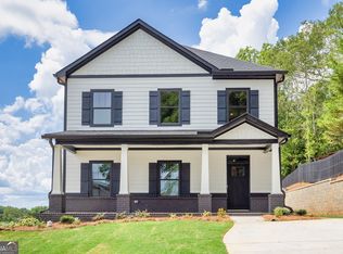 5812 Gainesville St, Flowery Branch, GA 30542