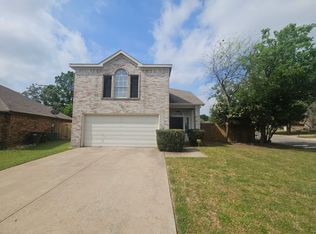 9100 Cranwell Ct, Fort Worth, TX 76134