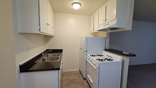 4th image of 9216 Van Nuys Blvd #7