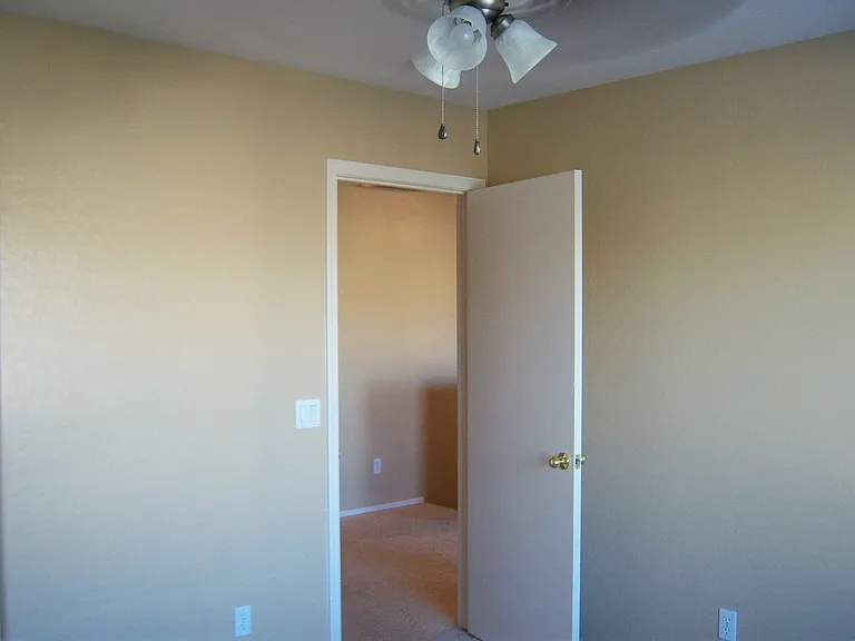 1508 E Heather Dr — Photo 41