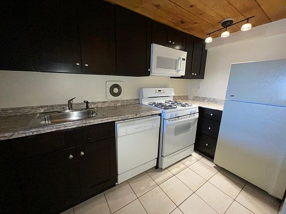 2nd image of 870 N 28th St APT 218