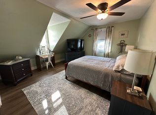 11 Prospect St #3, Bristol, RI 02809