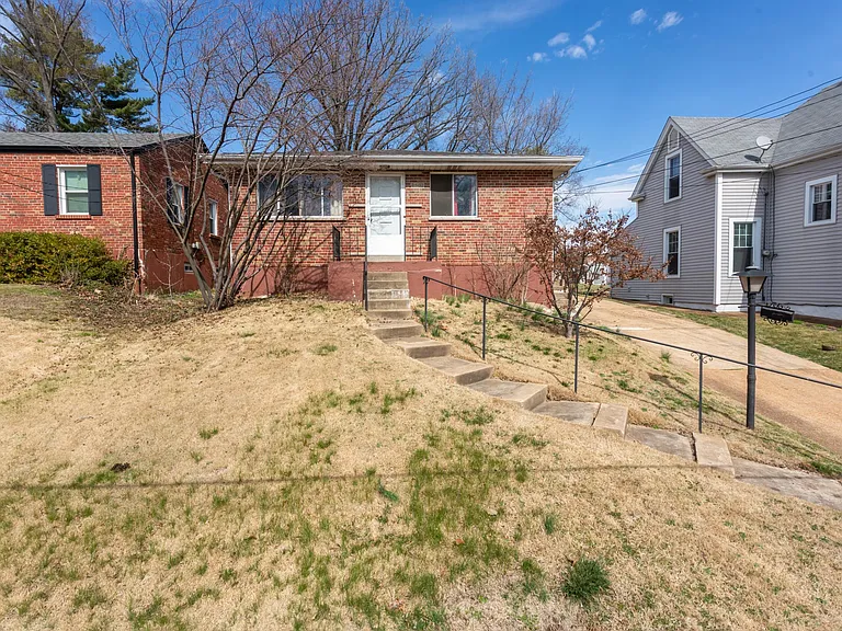 7507 Devonshire Ave — Photo 24