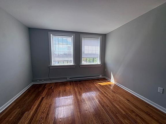 2nd image of 1175 Chapel St #6-0-0