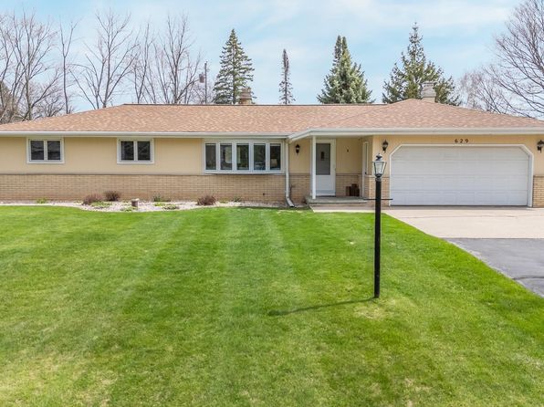 629 Harvard Dr, Neenah, WI 54956