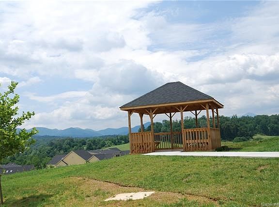 Gazebo At Vistas