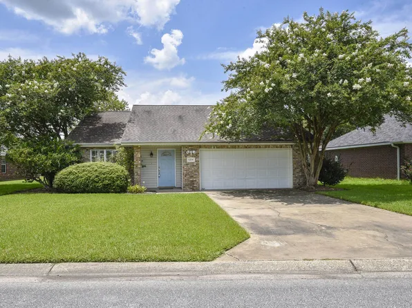 5714 Adair Dr, Lake Charles, LA 70605