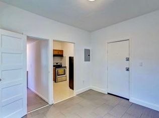 921 N 19th Ave #1450, Hollywood, FL 33020