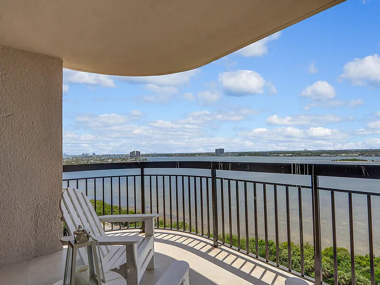 5380 N Ocean Dr #18J — Photo 48