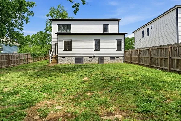 3715 Fairview Dr — Photo 25