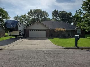 123 Belle Ave, Alma, AR 72921