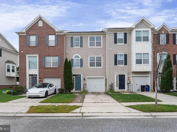 8426 Stansbury Lake Dr, Baltimore, MD 21222