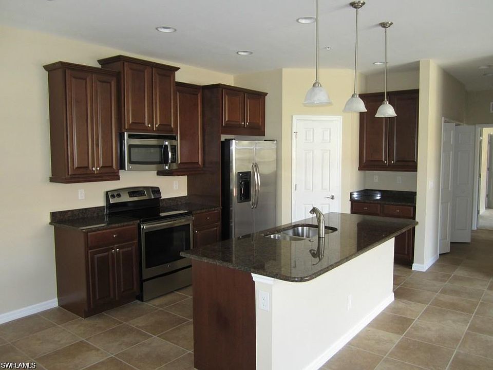 1st image of 23500 Alamanda Dr #201