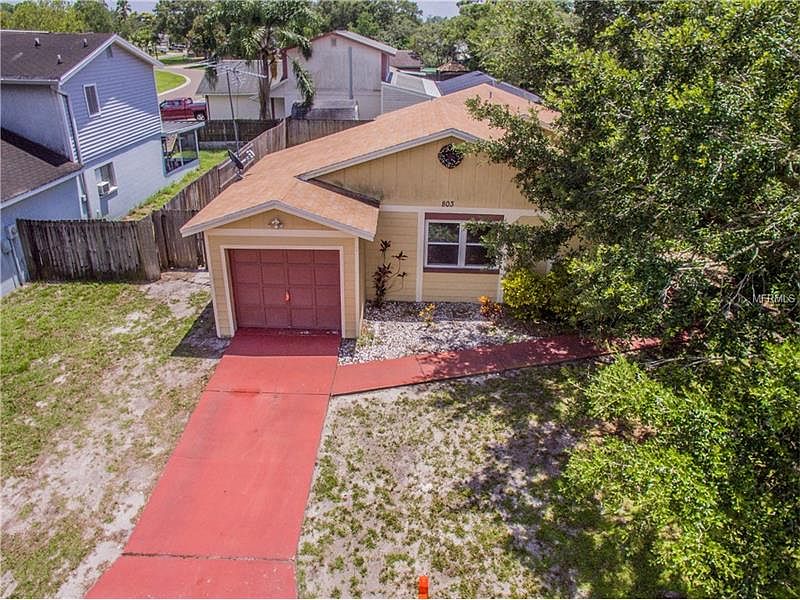 2nd image of 803 Whisper Lake Ct