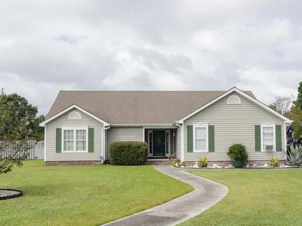 7511 Old Oak Rd, Wilmington, NC 28411