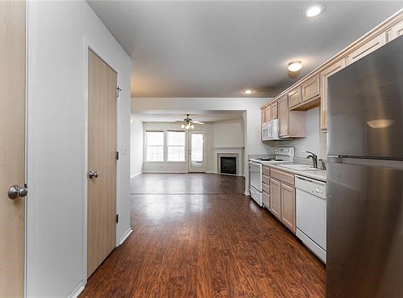 2nd image of 8624 NE 98th Ct