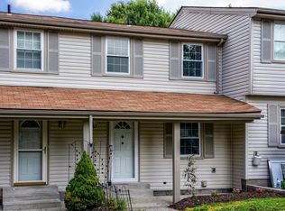 404 Parkwood Dr, Cranberry Township, PA 16066